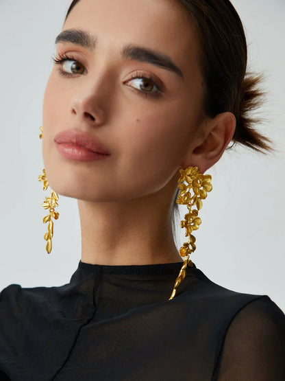 Luna | Women's Floral Fringe Earrings