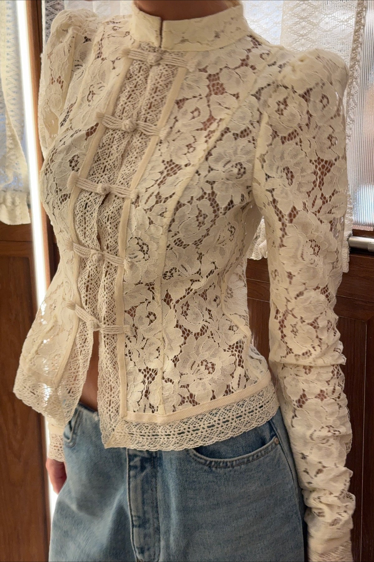 Susan | Women's Floral Lace Mandarin Collar Button Front Cardigan